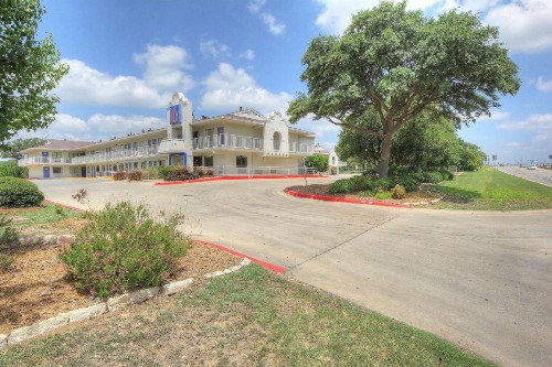 Motel 6-San Antonio TX - Fiesta - image 18