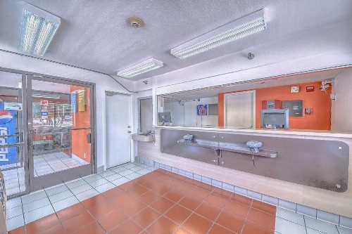 Motel 6-San Antonio TX - Fiesta - image 32