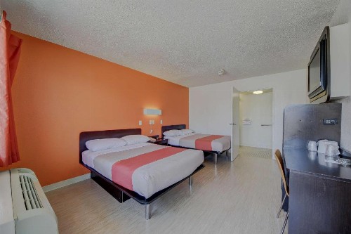 Motel 6-San Antonio TX - Fort Sam Houston - image 16