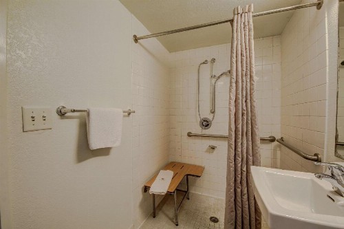 Motel 6-San Antonio TX - Fort Sam Houston - image 21