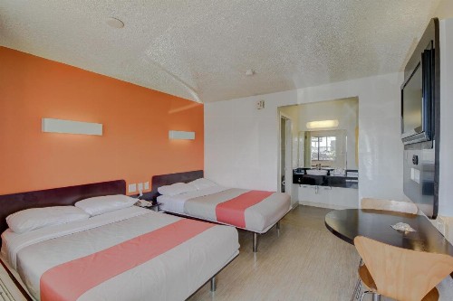 Motel 6-San Antonio TX - Fort Sam Houston - image 23