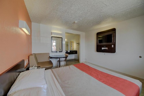 Motel 6-San Antonio TX - Fort Sam Houston - image 32