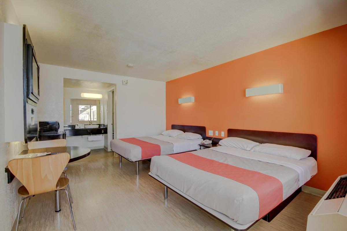 Motel 6-San Antonio TX - Fort Sam Houston - image 5