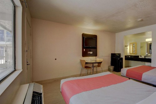 Motel 6-San Antonio TX - Fort Sam Houston - image 8