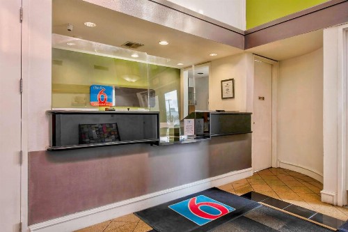 Studio 6-San Antonio TX - Airport - image 22