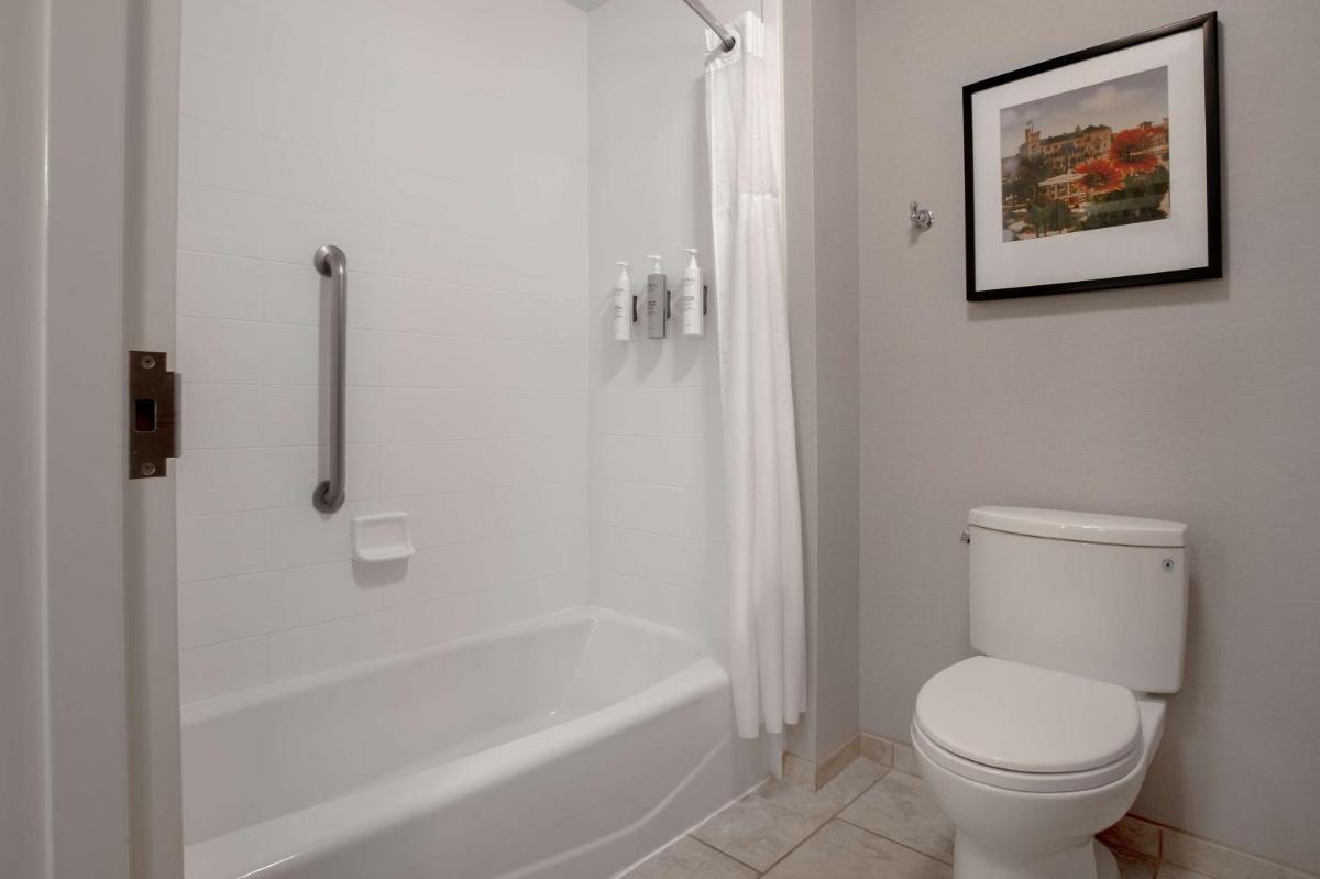 Homewood Suites by Hilton Lackland AFB/SeaWorld TX - image 5