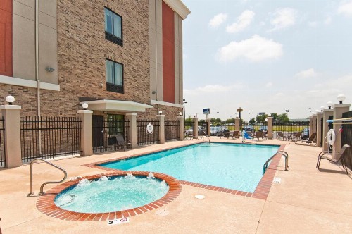 Holiday Inn Express & Suites San Antonio SE by AT&T Center an IHG Hotel - image 28