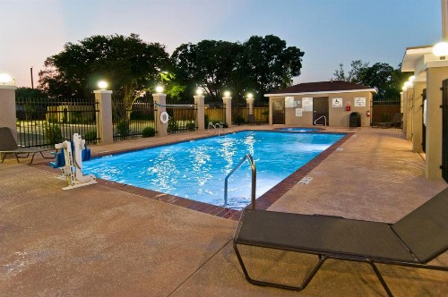Holiday Inn Express & Suites San Antonio SE by AT&T Center an IHG Hotel - image 46