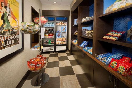 Hampton Inn & Suites San Antonio-Downtown/Market Square - image 21