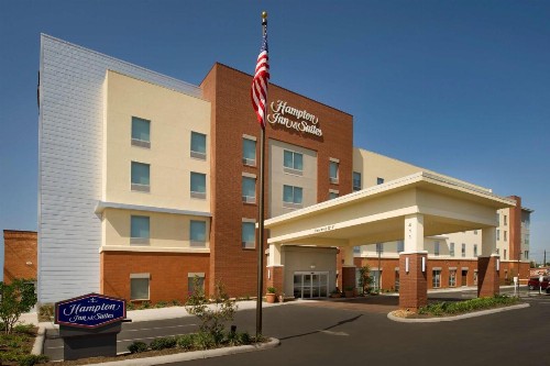 Hampton Inn & Suites San Antonio-Downtown/Market Square - image 25