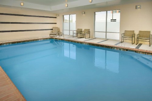 Hampton Inn & Suites San Antonio-Downtown/Market Square - image 9