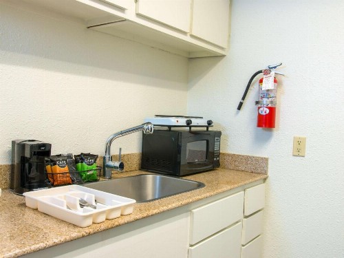 Studio 6-San Antonio TX - Lackland AFB - image 43