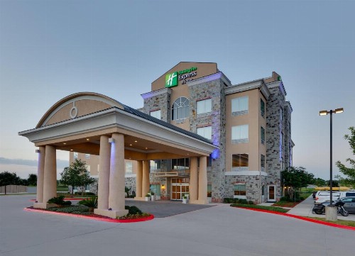Holiday Inn Express & Suites San Antonio Brooks City Base an IHG Hotel - image 21