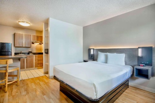 Studio 6-San Antonio TX - Medical Center - image 1