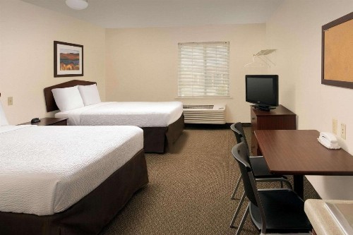 WoodSpring Suites San Antonio Fort Sam - image 9