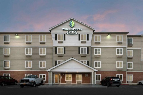 WoodSpring Suites San Antonio North Live Oak I-35 - image 10