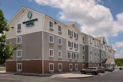 WoodSpring Suites San Antonio North Live Oak I-35 - image 22