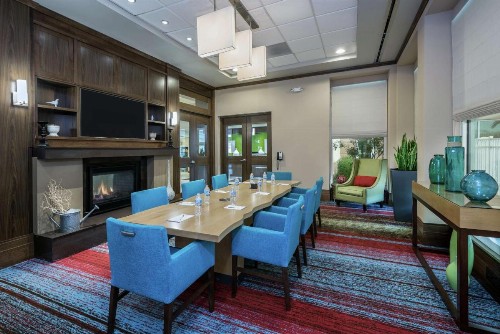 Hilton Garden Inn San Antonio/Rim Pass Drive - image 3