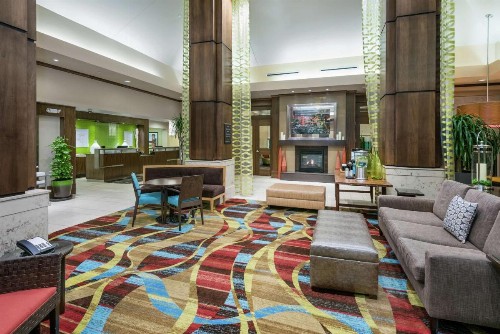 Hilton Garden Inn San Antonio/Rim Pass Drive - image 6