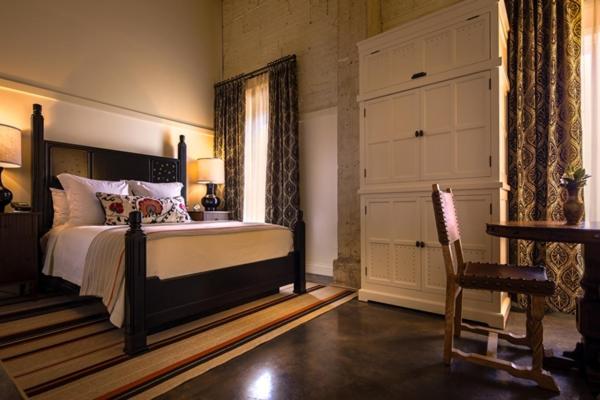 Hotel Emma at Pearl on the Riverwalk - image 3