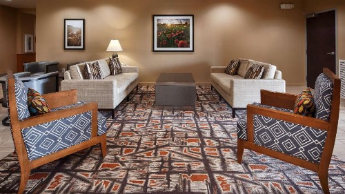 Best Western Plus Elmendorf Hotel - image 10