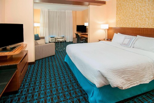 Fairfield Inn & Suites by Marriott San Antonio Brooks City Base - image 4
