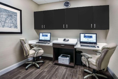 Hampton Inn & Suites San Antonio Brooks City Base TX - image 33