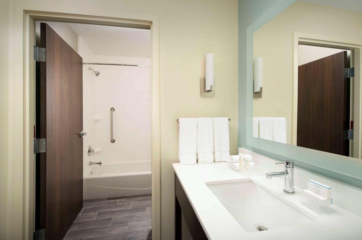 Homewood Suites San Antonio Airport - image 6