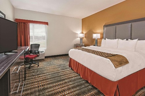 La Quinta by Wyndham San Antonio by AT&T Center - image 27