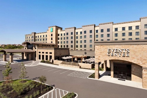 Embassy Suites San Antonio Brooks City Base Hotel & Spa - image 1
