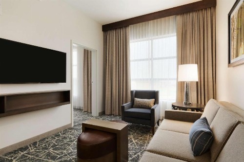 Embassy Suites San Antonio Brooks City Base Hotel & Spa - image 15