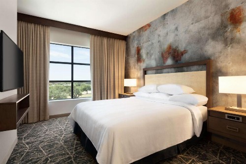 Embassy Suites San Antonio Brooks City Base Hotel & Spa - image 28