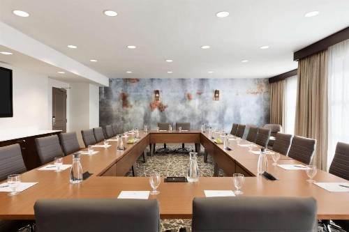 Embassy Suites San Antonio Brooks City Base Hotel & Spa - image 33