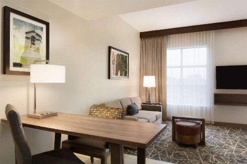 Embassy Suites San Antonio Brooks City Base Hotel & Spa - image 42
