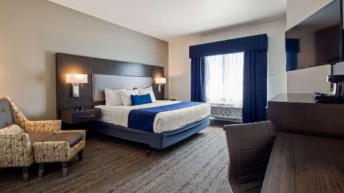 Best Western Plus Roland Inn & Suites - image 23