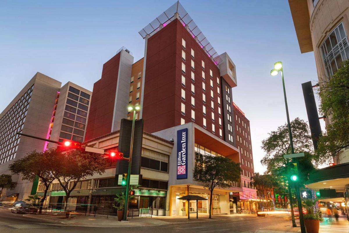 Hilton Garden Inn San Antonio Downtown - main image
