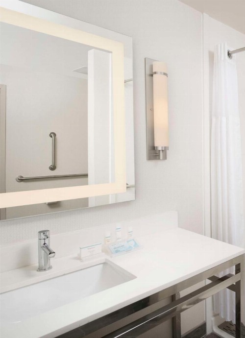 Hilton Garden Inn San Antonio Downtown - image 24