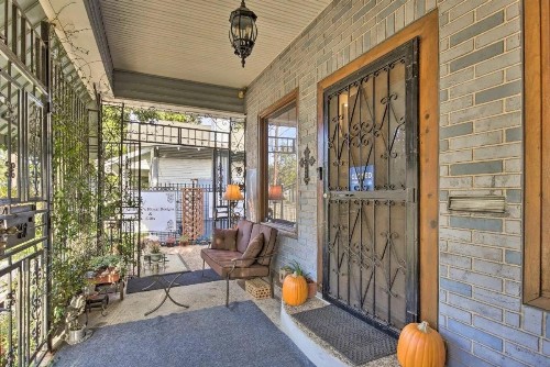 La Villa By The Riverwalk - image 6