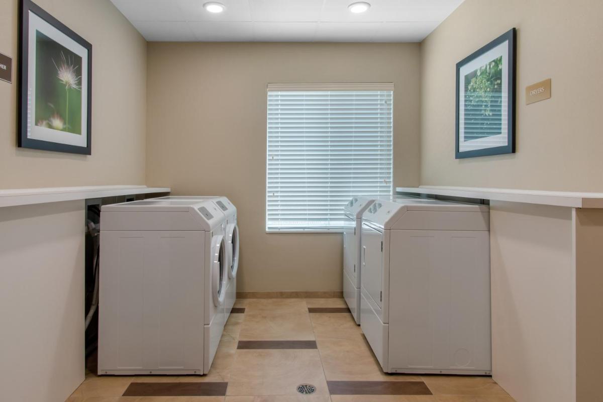 Candlewood Suites - San Antonio Lackland AFB Area an IHG Hotel - image 2