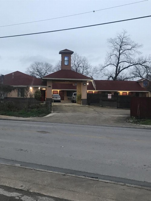 SouthTown S.A. Inn - image 4
