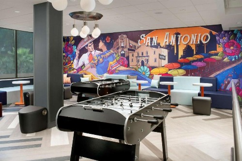 Tru By Hilton San Antonio Downtown Riverwalk - image 24