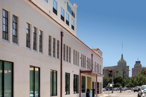 Tru By Hilton San Antonio Downtown Riverwalk - image 25