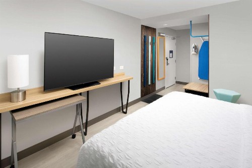 Tru By Hilton San Antonio Downtown Riverwalk - image 5