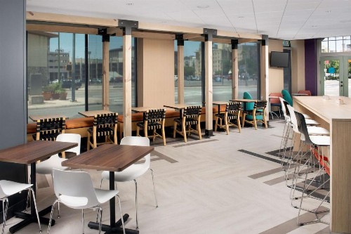 Tru By Hilton San Antonio Downtown Riverwalk - image 7