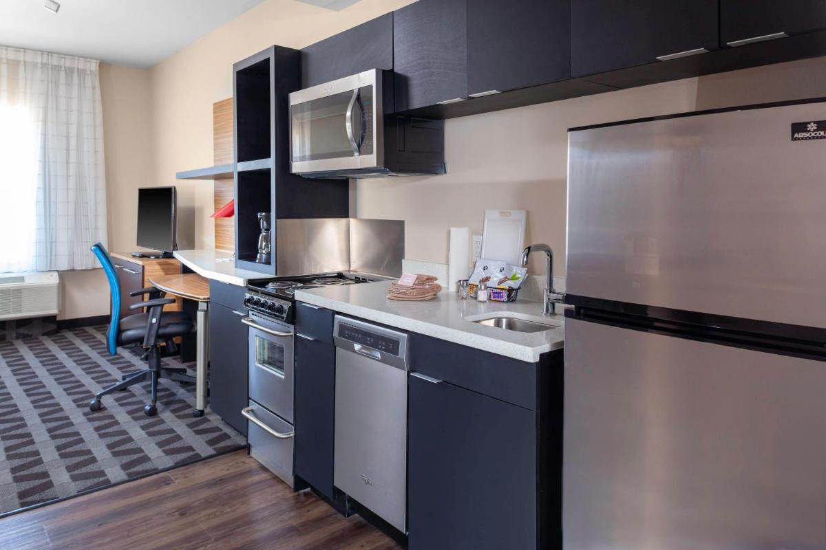 TownePlace Suites by Marriott San Antonio Westover Hills - image 5