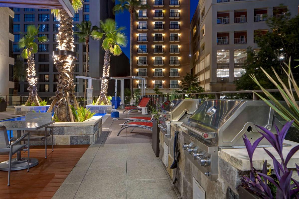 Home2 Suites By Hilton San Antonio Riverwalk - image 7