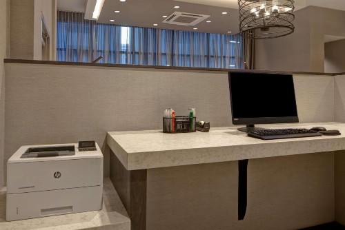 Home2 Suites By Hilton San Antonio Riverwalk - image 9