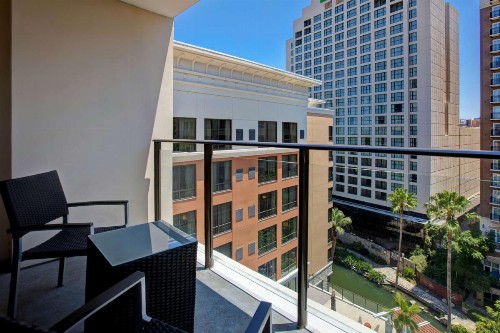 Hampton Inn & Suites San Antonio Riverwalk - image 12