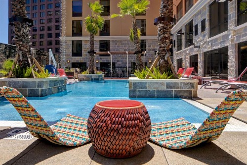 Hampton Inn & Suites San Antonio Riverwalk - image 32