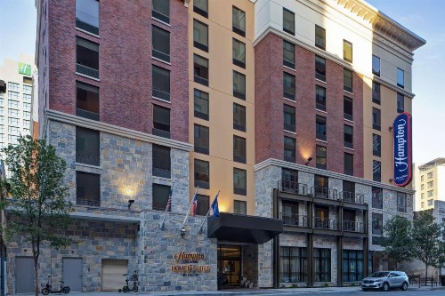 Hampton Inn & Suites San Antonio Riverwalk - image 35